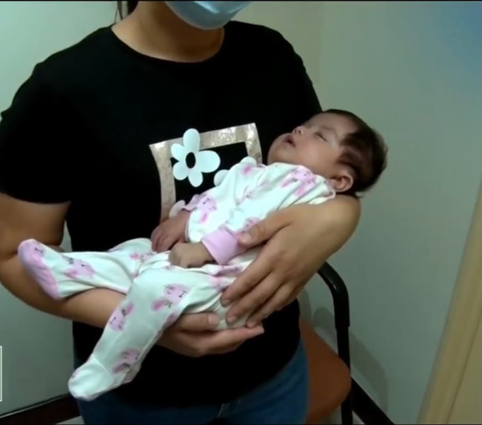 “Afortunadamente no fue así.
<b> Mi Marcela fue valiente y respiró por sí misma, demostrando que vivir era la voluntad de Dios”</b>, recordó una emocionada Isabel, mientras los médicos no salían de su asombro.
<br>