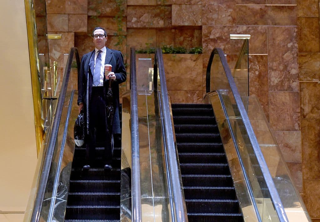 Steve Mnuchin se reunió con Trump este martes en la Torre Trump de Nueva York