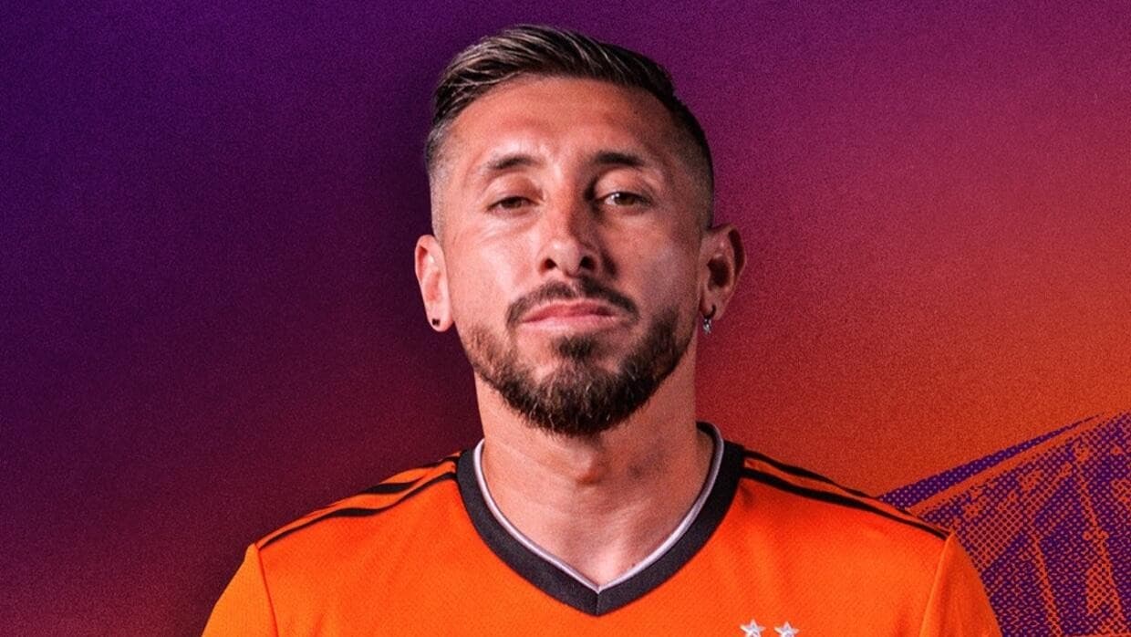 Piel naranja: Héctor Herrera luce la playera de Houston Dynamo FC