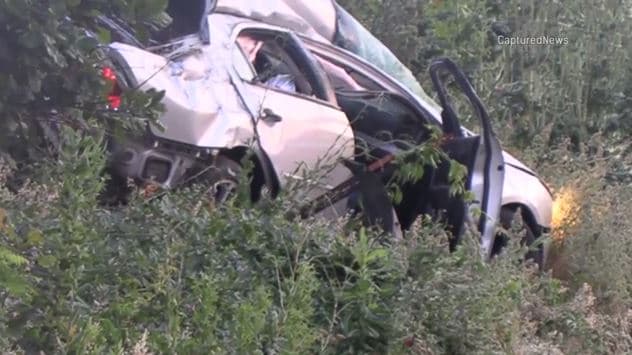 Así quedó el auto donde viajaba Rosemarie Garza junto a su novio, quien sobrevivió al suceso. El impacto de otro vehículo que escapó de la escena fue brutal.