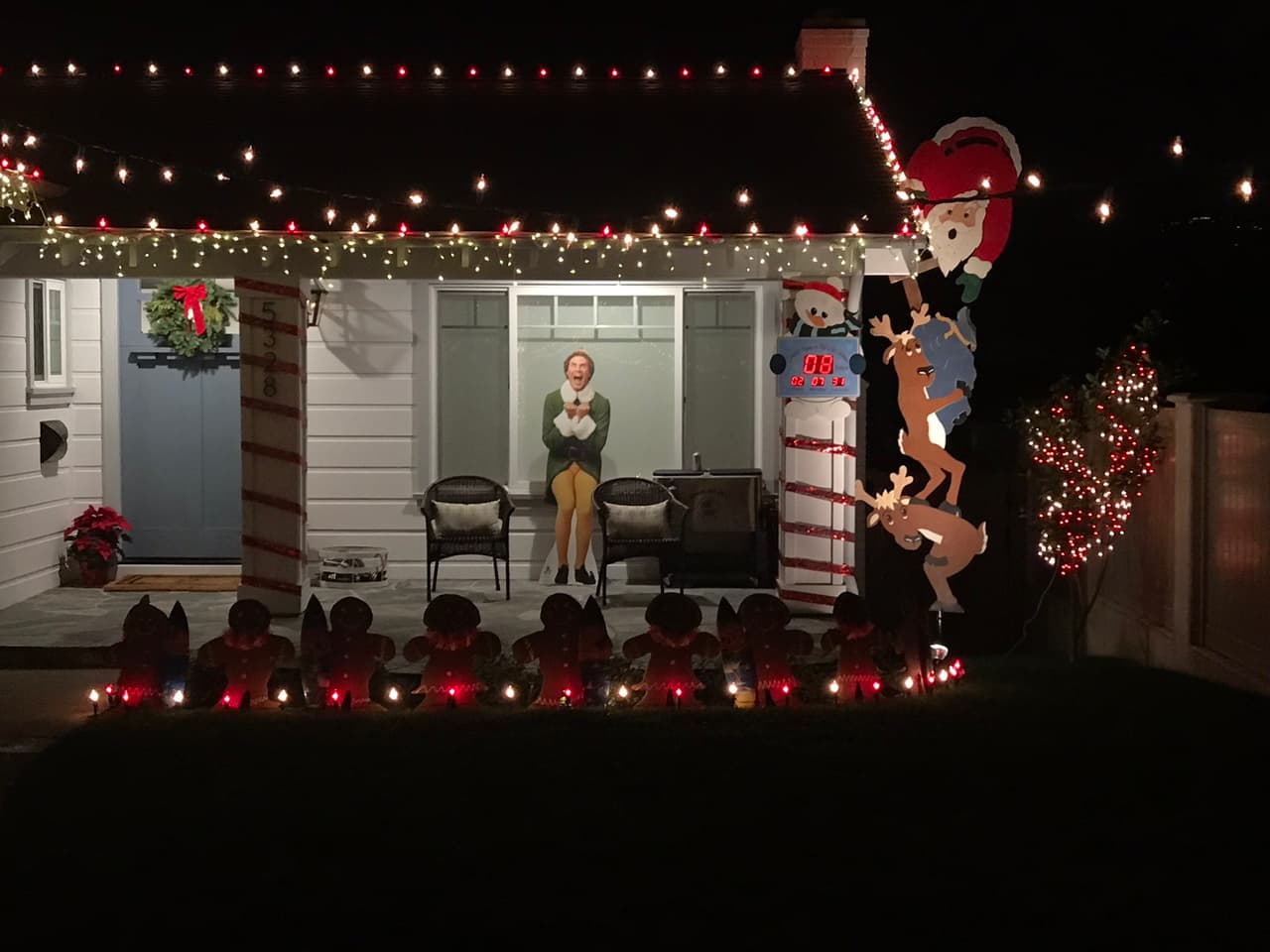 Prepárate para ver los decorados de navidad más extravagantes de la ciudad y muchas, muchas luces.