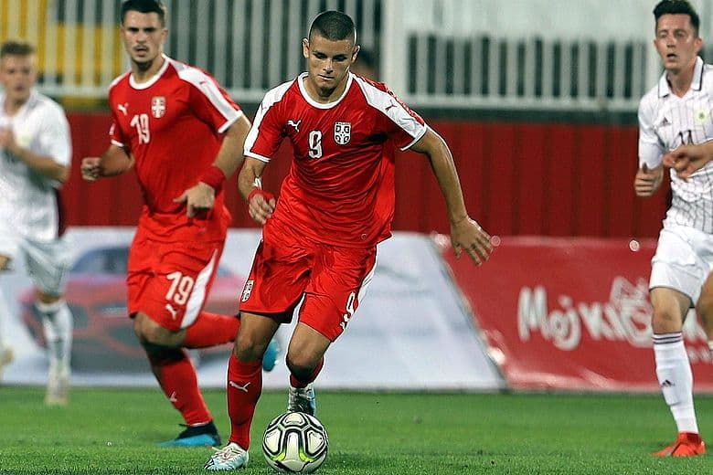 Dejan Joveljic, jugador serbio del Eintracht Frankfurt.