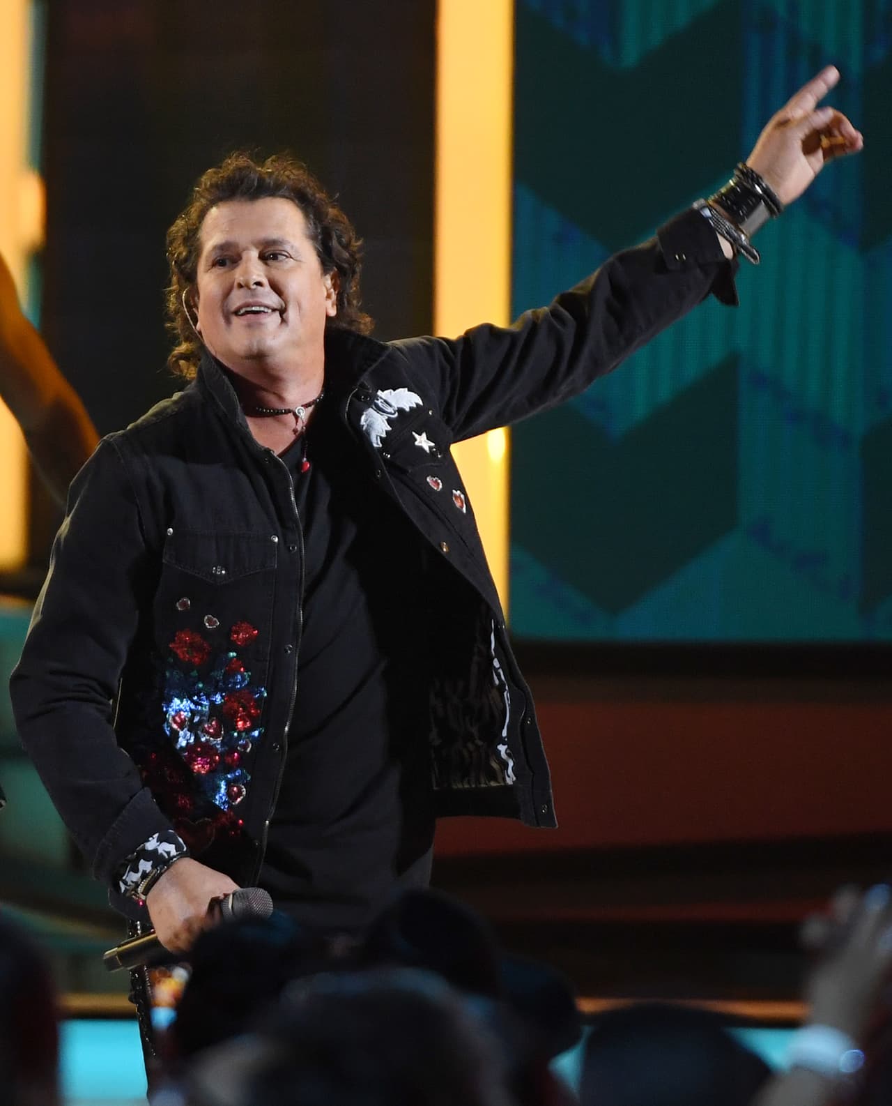 <b>Carlos Vives</b>
<br>Nominaciones: 4
<br>Sencillo Del Año (Single Of The Year) 
<br>Artista Del Año - Tropical (Tropical - Artist Of The Year) 
<br>Canción Del Año - Tropical (Tropical - Song Of The Year) 
<br>Colaboración Del Año - Tropical (Tropical - Collaboration Of The Year)