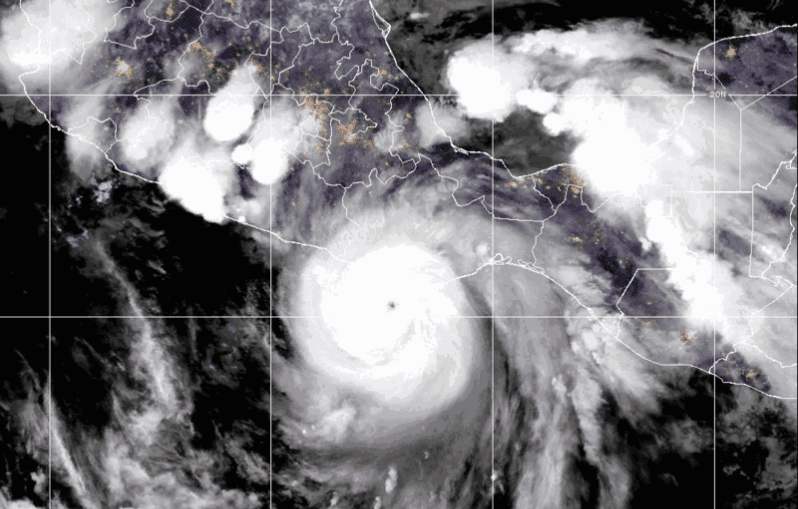 Por qué el huracán Erick se fortaleció tanto en su avance hacia México