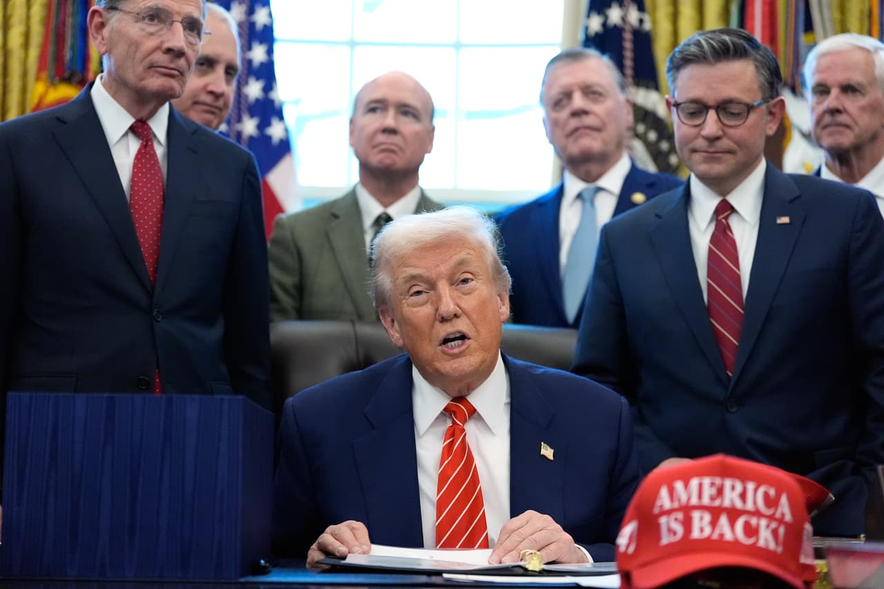 Se acaba el cierre del Gobierno: Trump firma ley que pone fin al shutdown
