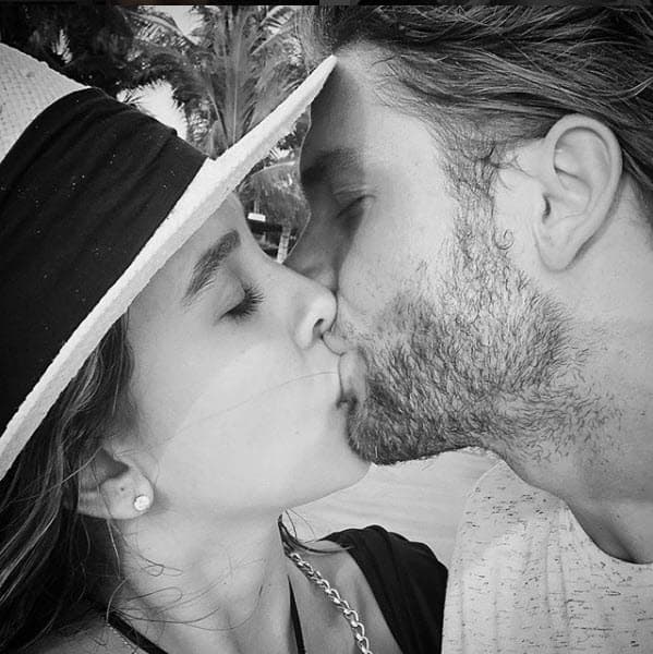 Paulina Goto y Horacio Pancheri anunciaron su noviazgo en junio de 2016, mientras protagonizaban la telenovela 'Un camino hacia el destino'.