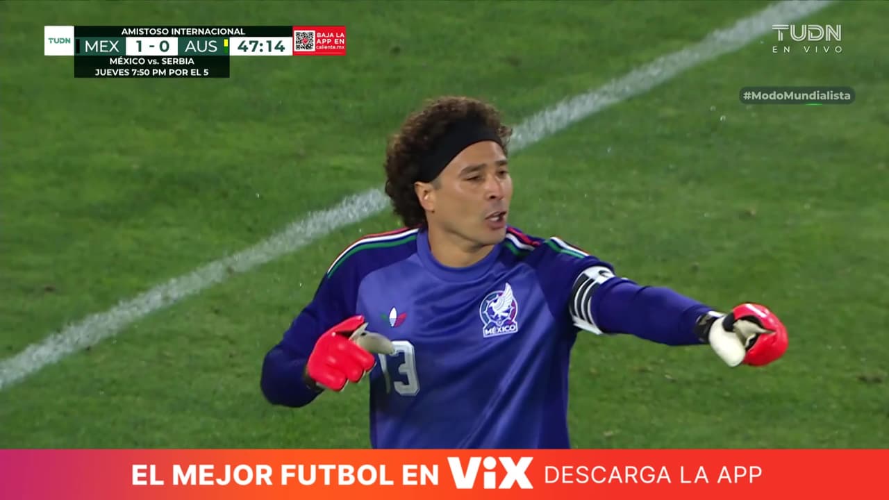 ¡Memo Ochoa ataja como en sus mejores tiempos y así reaccionan!