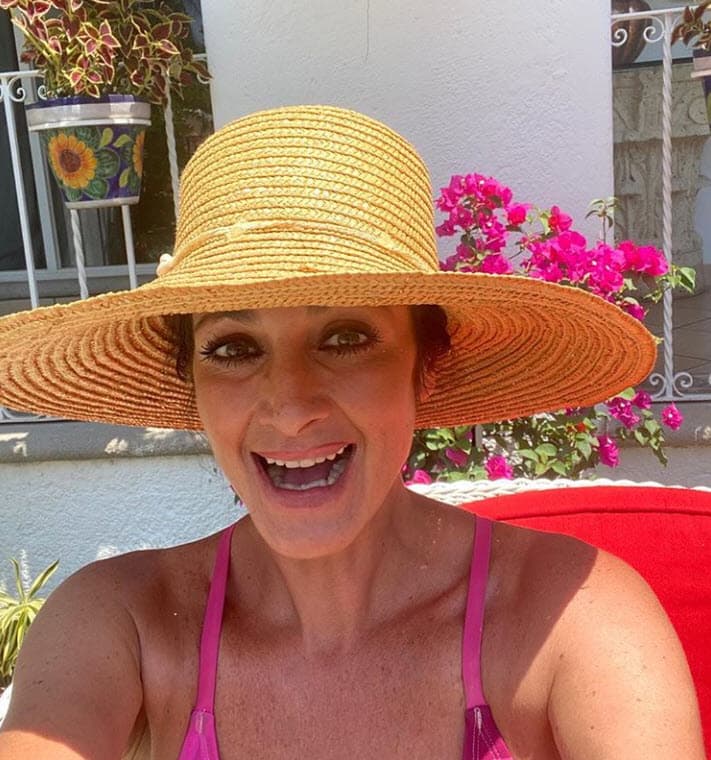 Después de ese proyecto, los llamados fueron escasos y las necesidades muchas. 
<br>
<br>