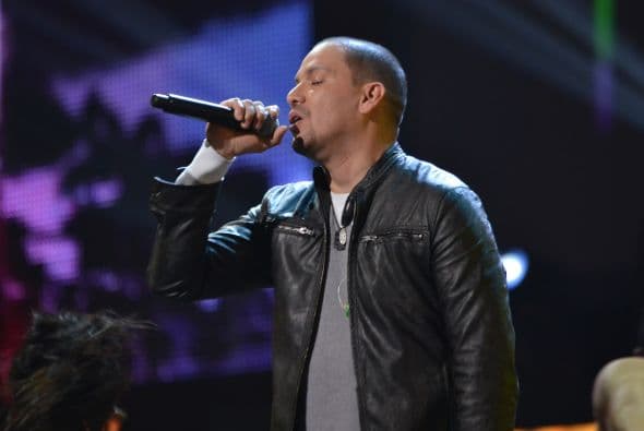 El salsero llegó muy 'fashion' a su prueba de sonido.