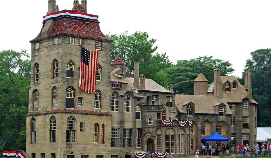 Si lo tuyo también es la aventura, podrías ir a conocer 
<b><a href="https://www.univision.com/local/philadelphia-wuvp/disfruta-atracciones-consideradas-joyas-ocultas-pensilvania-fotos" target="_blank">estas atracciones consideradas “joyas ocultas” en Pensilvania</a></b>.