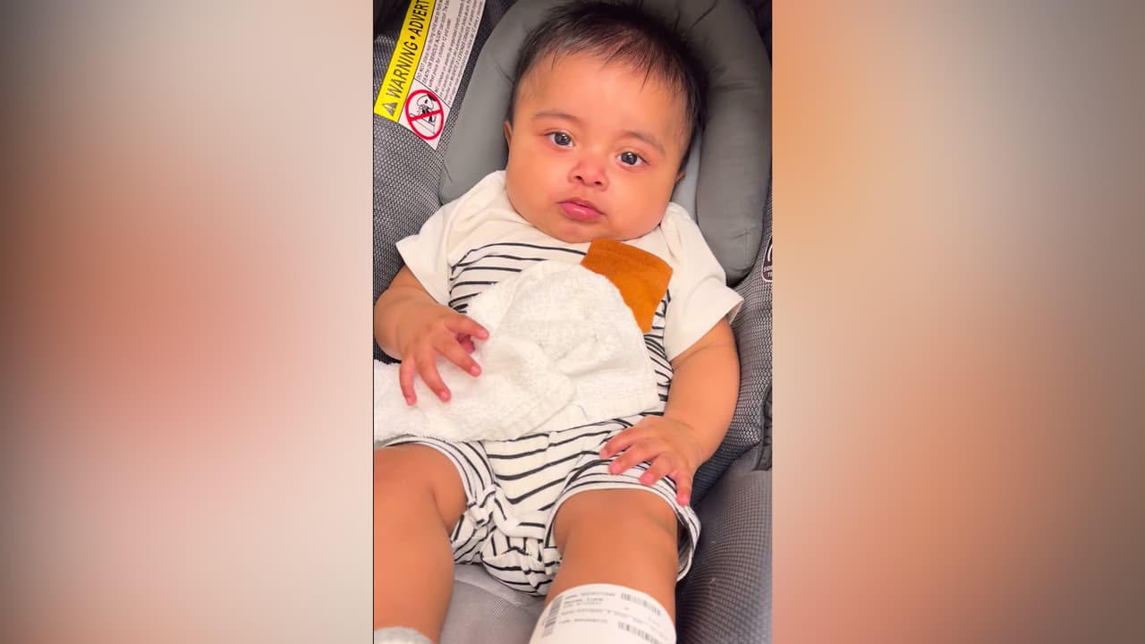 “Con todo lo que está pasando, no me voy a arriesgar, Luca ha estado inquieto, no quiere tomar su leche y le subió la temperatura hasta 105 grados, ha estado vomitando y tiene diarrea”, indicó la madre al pedir oraciones para el menor desde la cama del hospital.