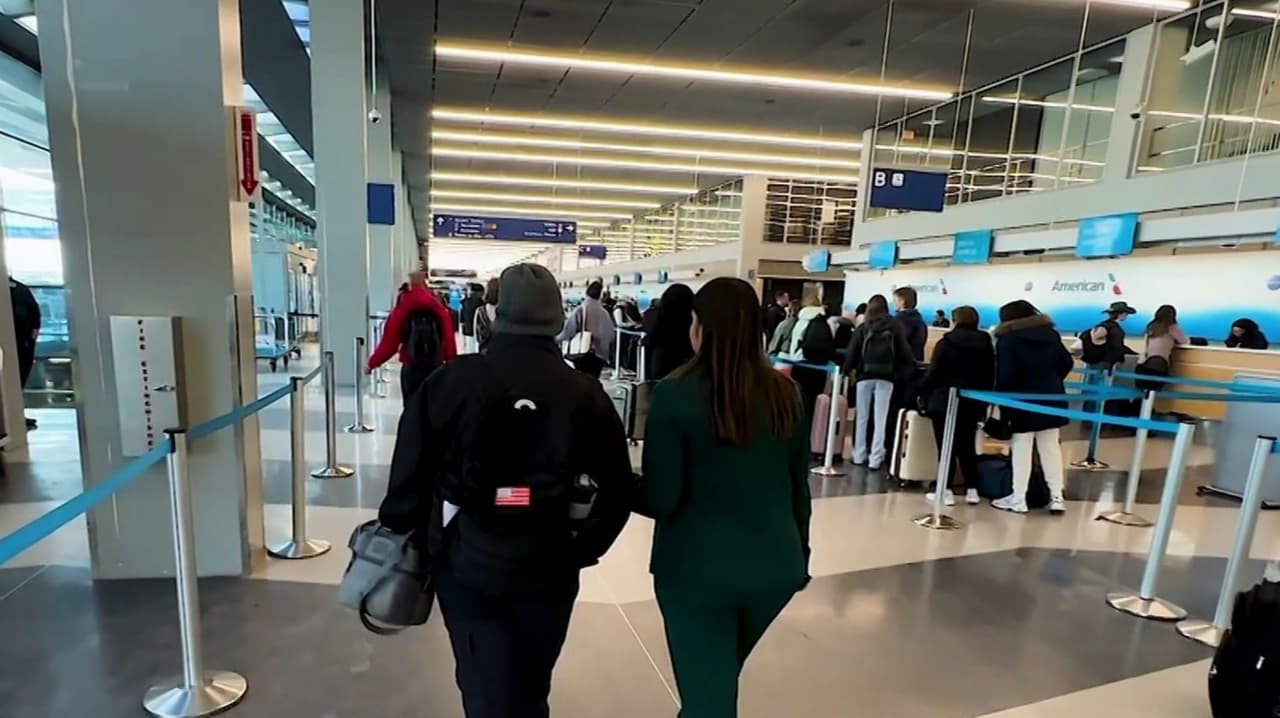 “Lo que no me gusta es que no me paguen”: Empleada de TSA luego de su jornada laboral en aeropuerto de Chicago