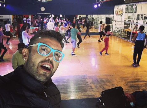 "Esta decisión la tomo porque ya no quiero seguir aparentando y fingiendo, esta vez dejando a un lado mi soberbia. Soy Mauricio, soy un enfermo adicto y estoy aquí para decirles que lo único que quiero es vivir la vida", declaró en aquella ocasión el conductor.