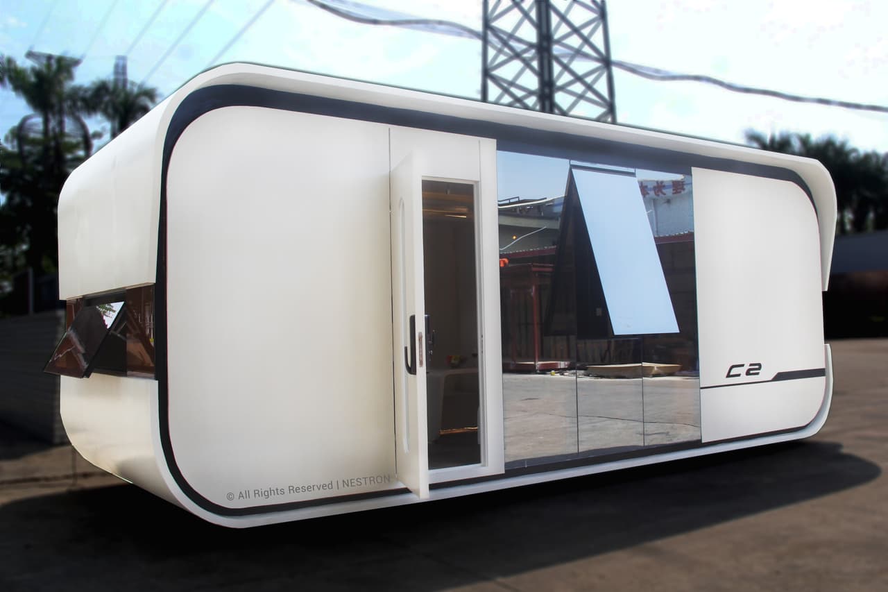 El sistema de inteligencia artificial que controla la casa se maneja por voz y está diseñado para que los electrodomésticos se adapten tu forma de vida. Esta función garantiza la comodidad a pesar del poco espacio.