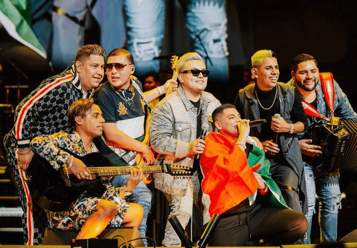 Grupo Firme debutará en el escenario de los Latin Grammy con una épica presentación.