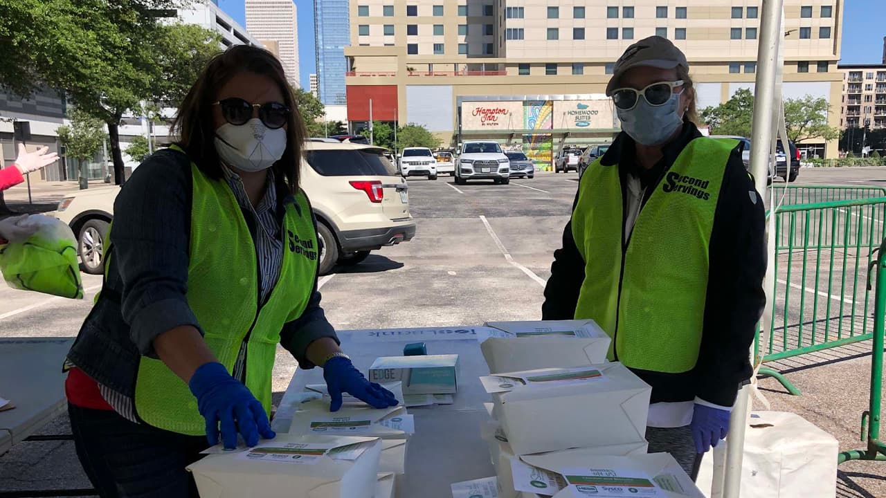 Las operaciones de Second Servings comenzaron oficialmente a principios de 2015, y desde entonces, han rescatado más de 3 millones de libras de alimentos.