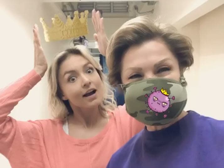 Lety Calderón dará vida a Victoria y
<b> será madre de Angelique Boyer</b>.
<br>