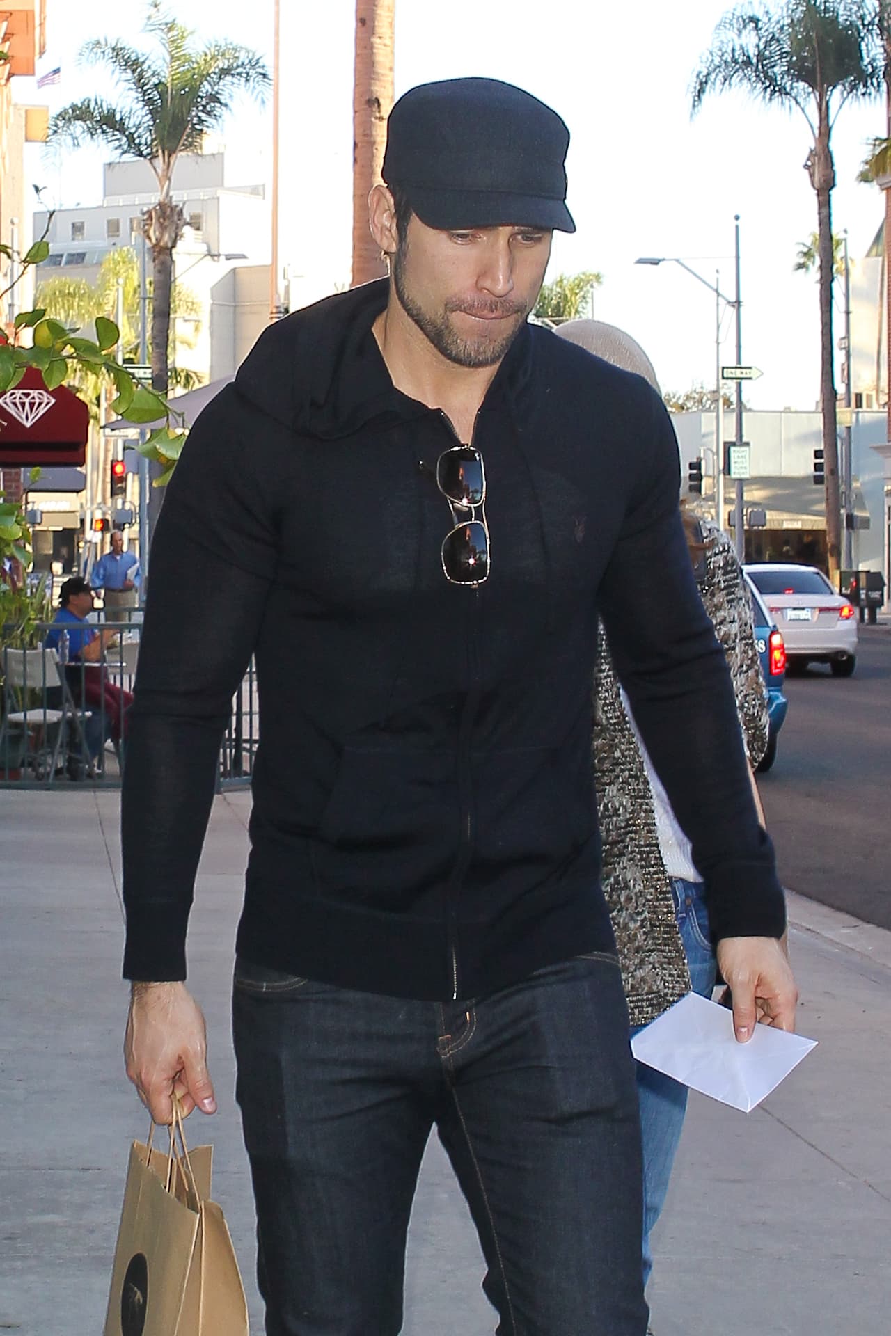 Rafael estuvo en rehabilitación durante 4 meses y está consciente de que su enfermedad deberá tratarla de por vida: "Sigo yendo a juntas, pero estoy terminando mi proceso. Esto es de por vida. Fue un tratamiento de cuatro meses y estoy muy agradecido, contento".
<br>