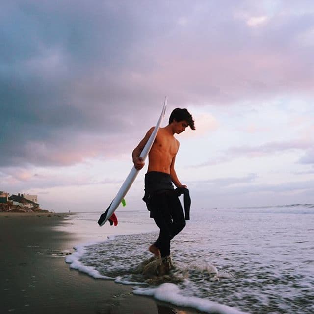 Las fotos del hijo de Pamela Anderson, la próxima estrella del modelaje.