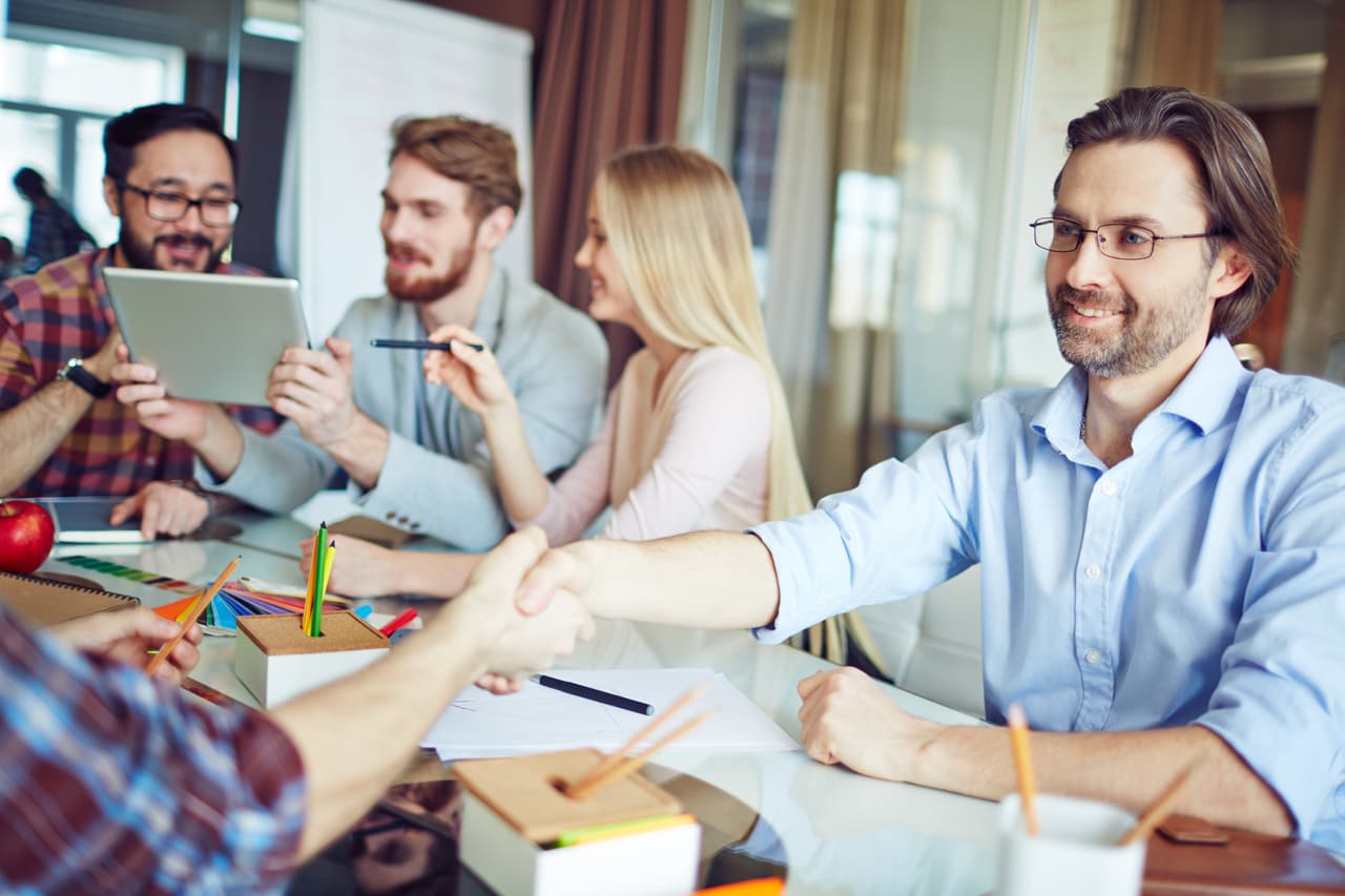 Te propondrán algo en tu trabajo que representará un reto o desafío para tu vida laboral. Prepárate adecuadamente y luego asume esa nueva responsabilidad con mayor confianza y conocimientos como tú sabes hacerlo, y tendrás éxito.