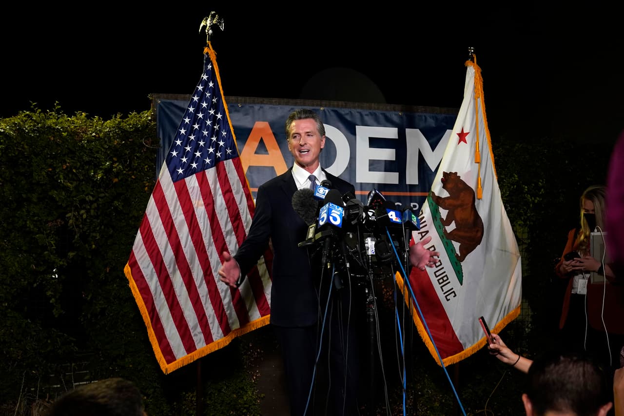 Previamente, Newsom dirigió un mensaje a sus simpatizantes después de que se dieron a conocer los resultados preliminares de la elección y una vez que Associated Press lo proyectó como ganador.
<br>