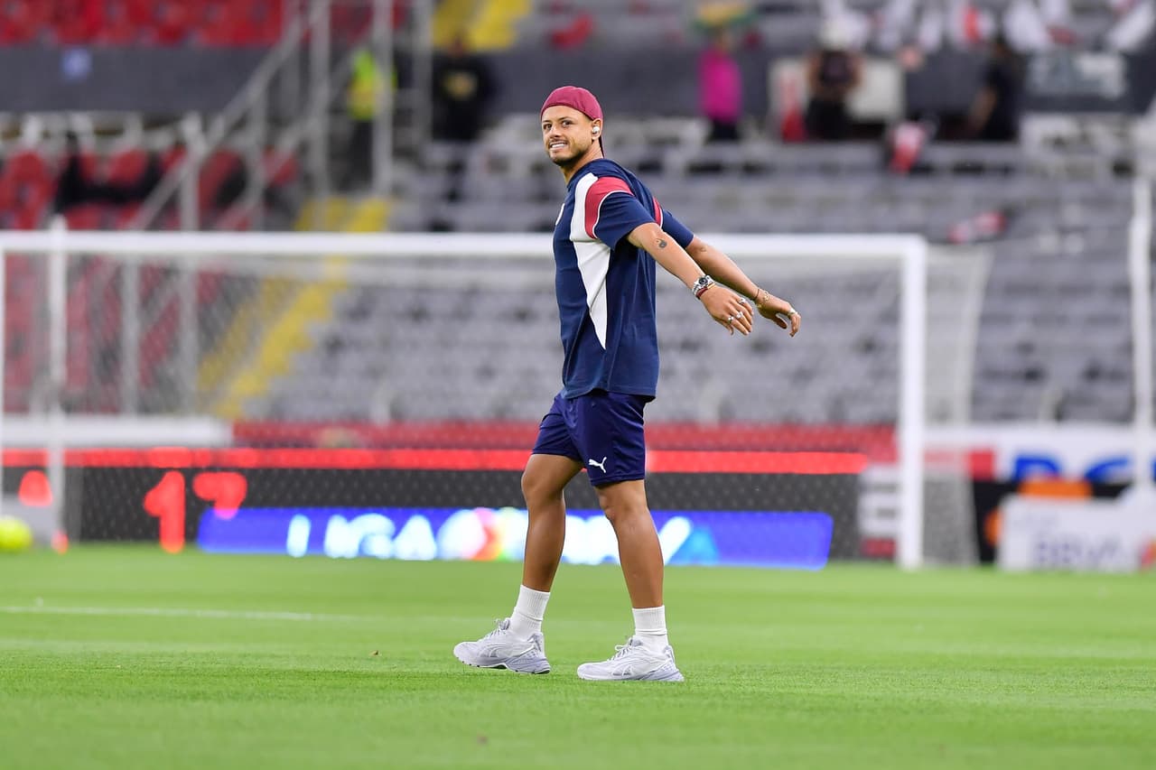 Alineaciones: Chicharito, en la banca para el Clásico Tapatío