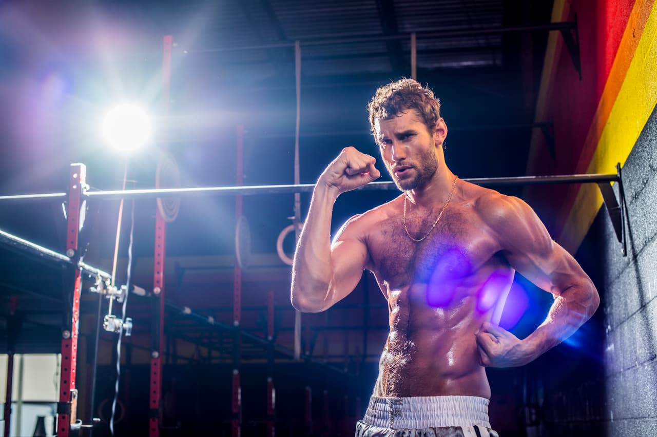 Franco Noriega en exclusiva para Mira Quién Baila. 
<br> Fotógrafo: 
<b>Felipe Cuevas / Univision</b> Locación: 
<b>CrossFit Doral – Miami, FL</b> Vestuario: 
<b>Blanca Elena Martínez</b> MakeUp: 
<b>Rocco Donna Hair & Beauty Art</b>