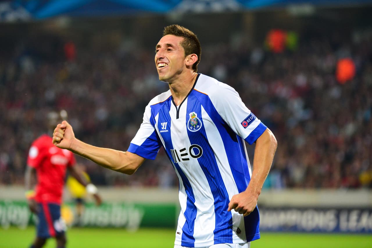 Héctor Herrera - 11 millones de euros del Club Pachuca al F.C. Porto.