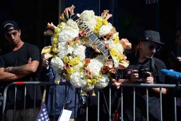 Tras la trágica partida de Robin Williams, su estrella en el paseo de Hollywood, su casa y hasta las locaciones de sus películas han recibido honores para el actor. ¿Quieres ver más? las mejores del mundo del entretenimiento aquí