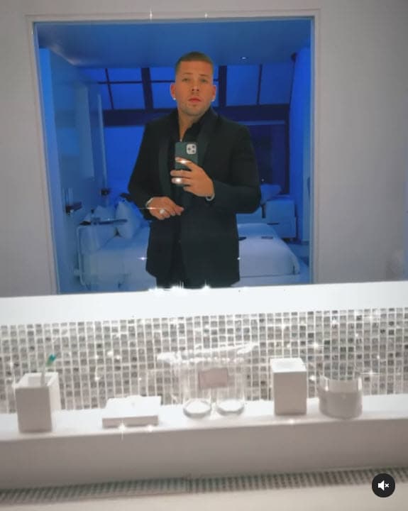 Pero ahora, los envuelve la tristeza ante una tragedia en el seno de la familia de Vicente Saavedra.
<br>