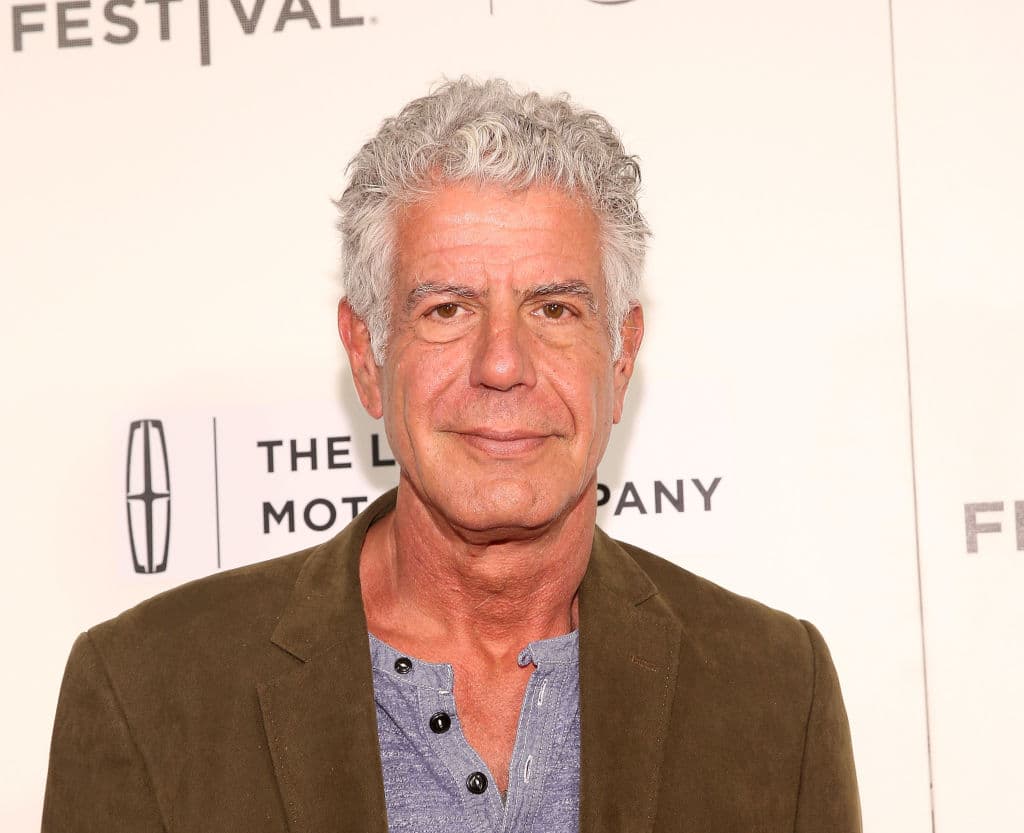 <b>Anthony Bourdain</b> falleció el 8 de junio a sus 61 años. La celebridad, que se dio a conocer por su programa en CNN ‘Parts unknown’, se suicidió en Francia mientras grababa un capítulo de su serie.