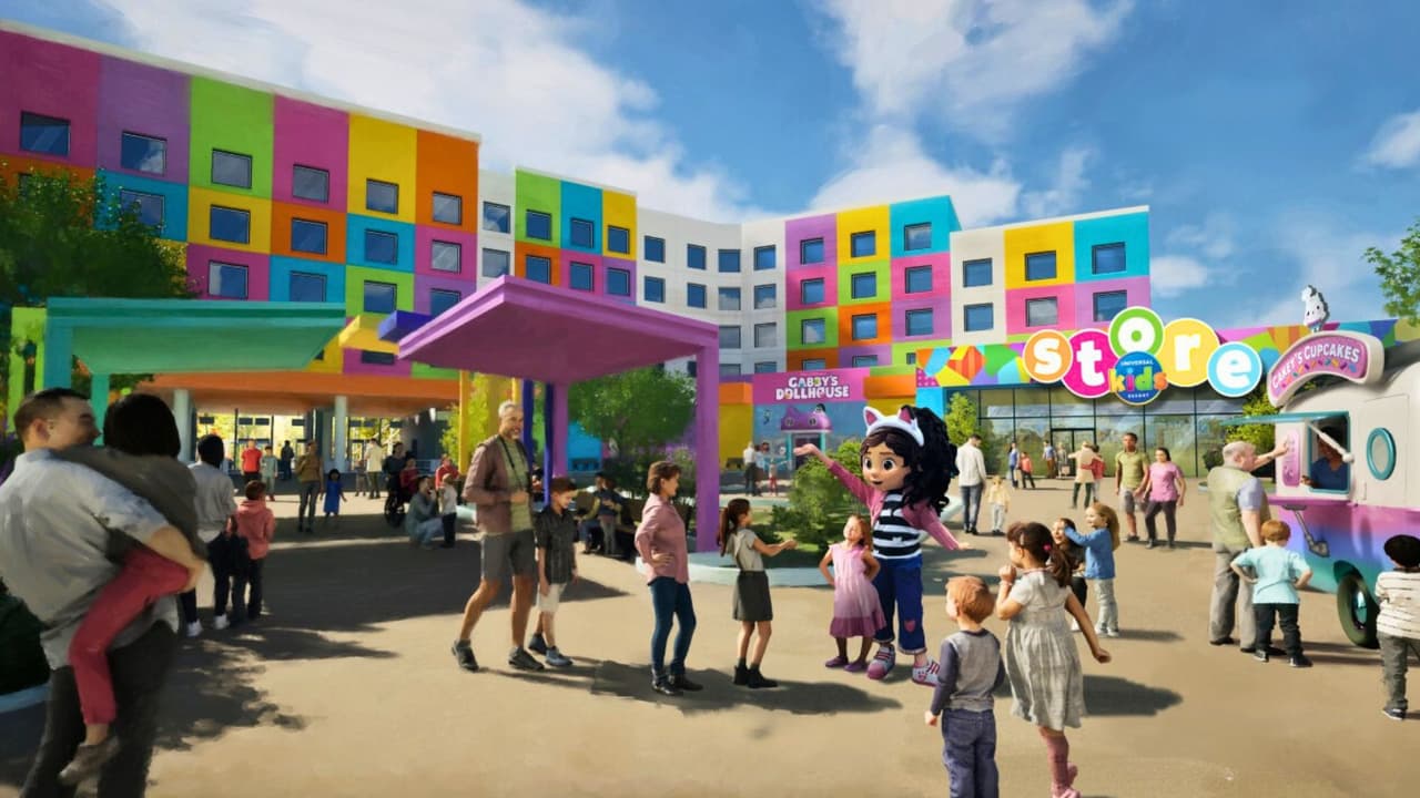 <h3 class="cms-H3-H3">Un parque pensado desde los ojos de un niño </h3>Universal describe este proyecto como 
<b>una “celebración de lo que significa ser niño”.</b> Todo, los colores, los sonidos, las formas, fue diseñado desde
<b> la perspectiva del juego libre y la imaginación.</b> Los visitantes entrarán por Isle of Curiosity, una especie de puerta mágica con rincones para explorar, y un encuentro especial con Gabby, de Gabby’s Dollhouse, que dará la bienvenida con música y baile.