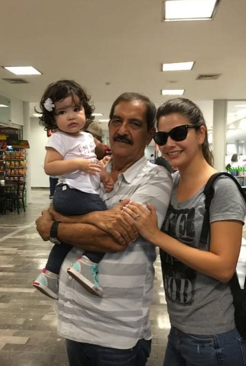 Pero esta visita a su tierra natal también le ha dado la oportunidad de descubrir "tesoros" que estaban resguardados en el seno familiar. 
<br>