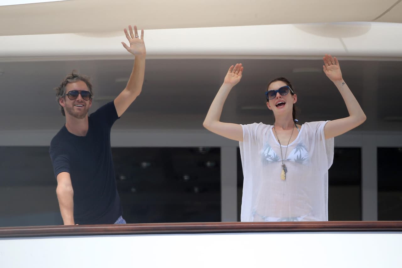 Estuvo en Formentera con su marido, Adam Shulman.