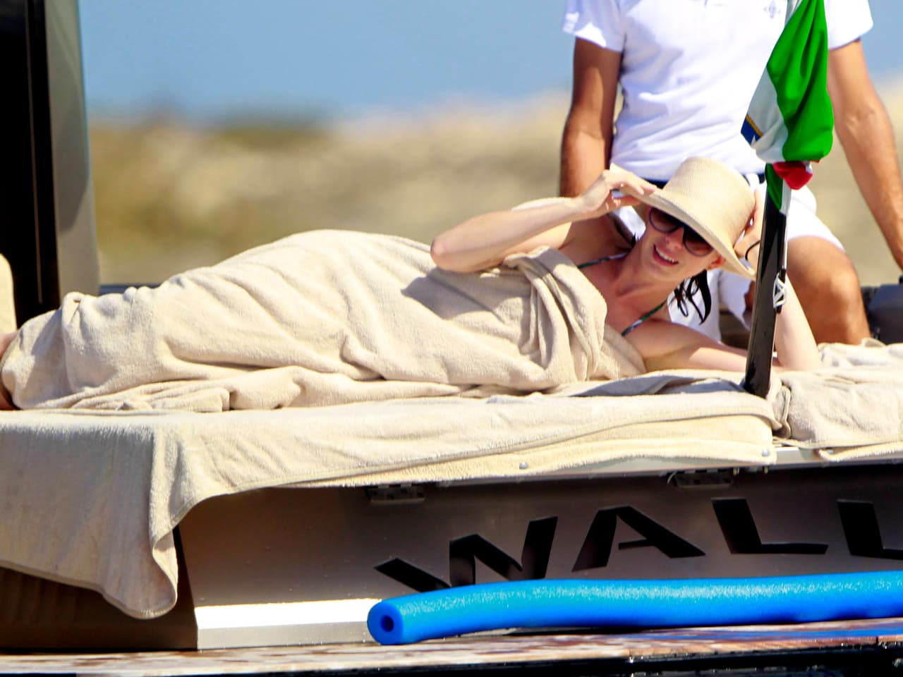 Se hizo "taquito" para cubrirse muy bien.