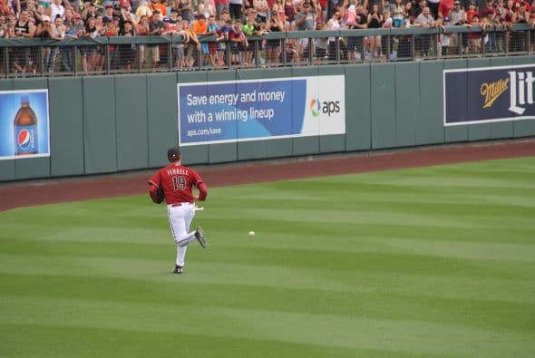 ¡El famoso comediante Will Ferrell se lució jugando con 10 equipos diferentes de la MLB  en cinco partidos del Spring Training en un solo día! Mientras los fans le hacían porras al comediante, éste les hacía bromas desde la cancha. Su hazaña fue grabada para una producción televisiva que será transmitida por HBO a finales de año.