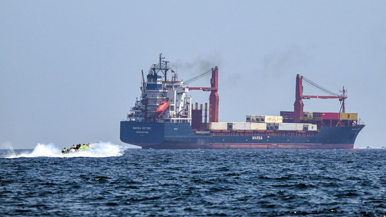 Reapertura del estrecho de Ormuz: ¿cuándo bajaría el precio de la gasolina en Houston?