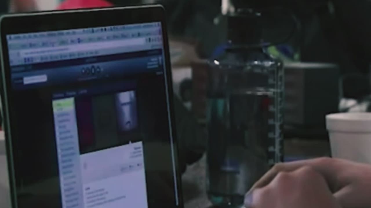 Jóvenes a punto de graduarse en San Antonio enfrentan incertidumbre y desempleo