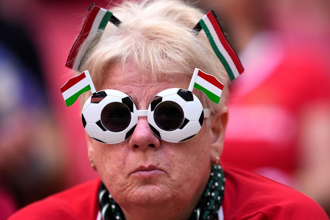 Portugal salva el resultado y derrota a Hungría 3-0 durante el partido del Grupo F en la Euro 2020. La primera parte del partido empataban a cero, pero Raphael Guerreiro ponía el primer tanto al minuto 84 y Cristiano Ronaldo se encargó de cerrar el partido con doblete, sumando los primeros tres puntos para los lusos.