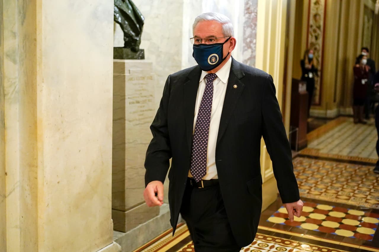 El proyecto de ley fue propuesto por el senador de Nueva Jersey Robert Menéndez y la congresista de California Linda Sánchez. Entre otras disposiciones, la nueva ley: