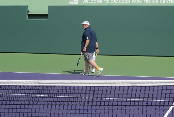 A jugar tenis con El Gordo y La Flaca