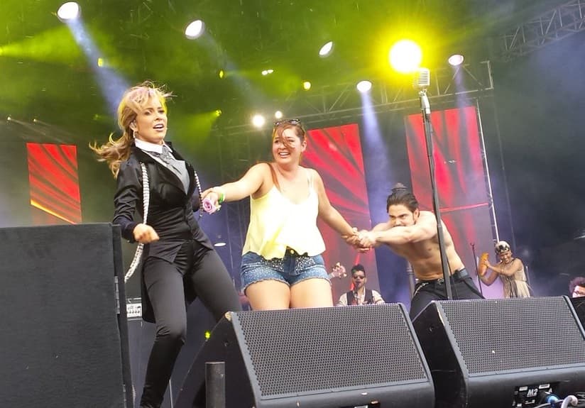 Los fans no pararon de cantar con Gloria....