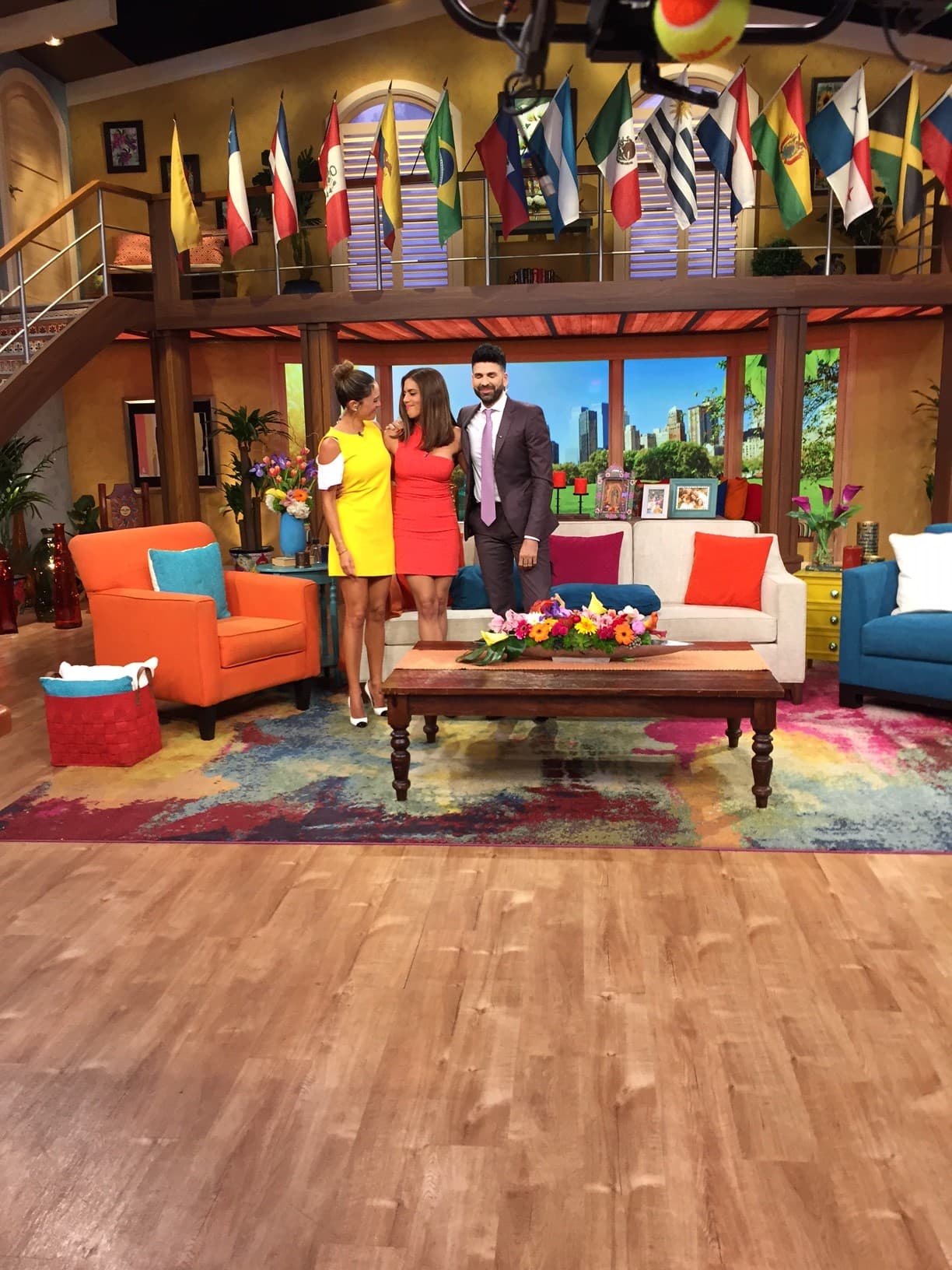 Francisca dijo que ni su carrera ni su reinado como Nuestra Belleza Latino tuvo que ver en su separación.