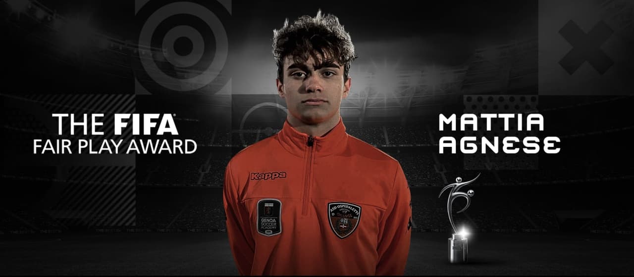 Fue galardonado por un acto de valentía y velocidad de reacción, al administrar primeros auxilios a un rival que perdió el conocimiento tras sufrir un choque en el campo.