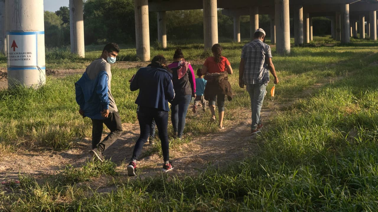 Te explicamos por qué la Ley SB 4 de Texas permanecerá bloqueada solo hasta el 9 de marzo