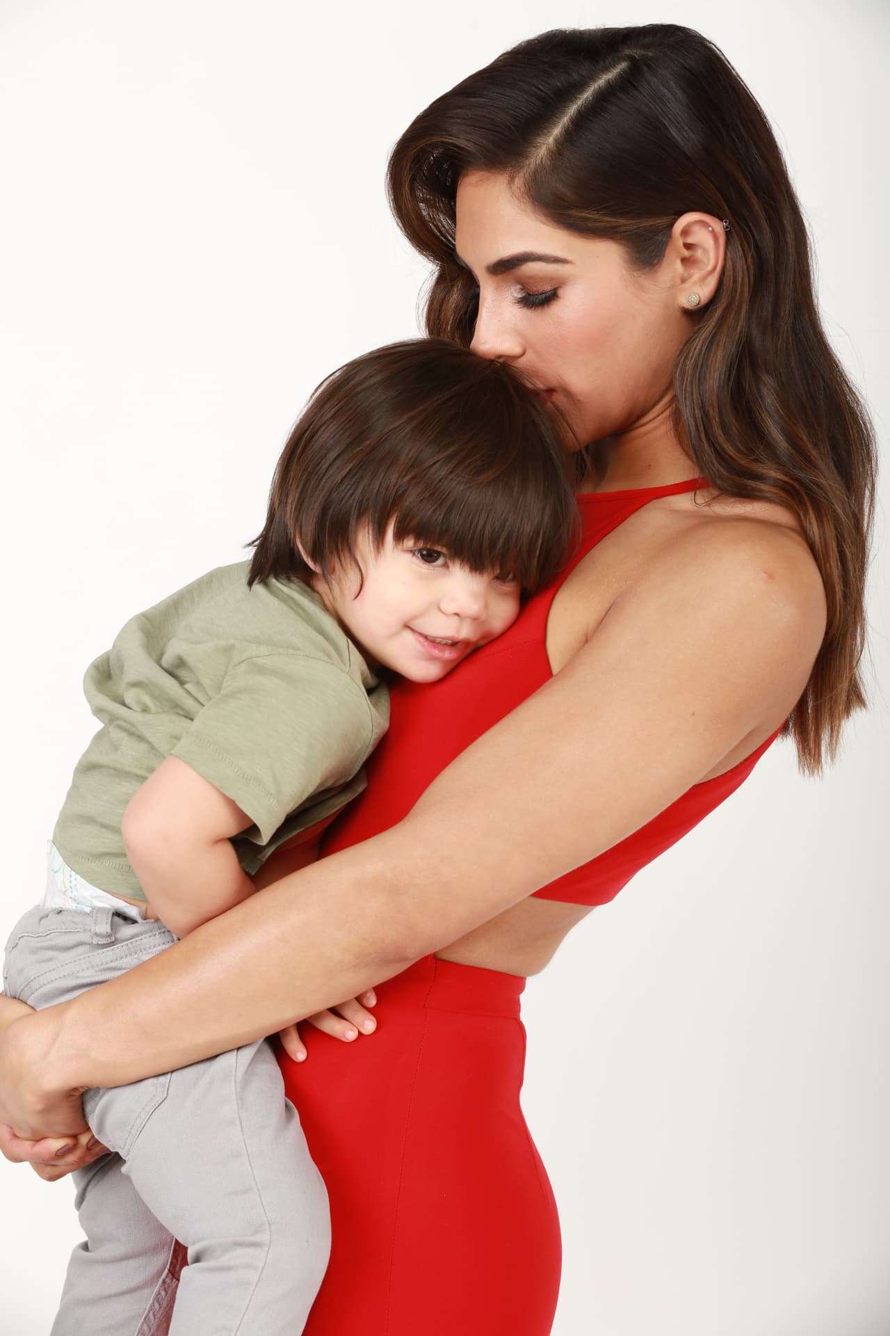 "Mi día tiene que comenzar con mi gordito en la cama. Matteo duerme conmigo y no sé hasta cuándo lo hará", reveló la conductora.