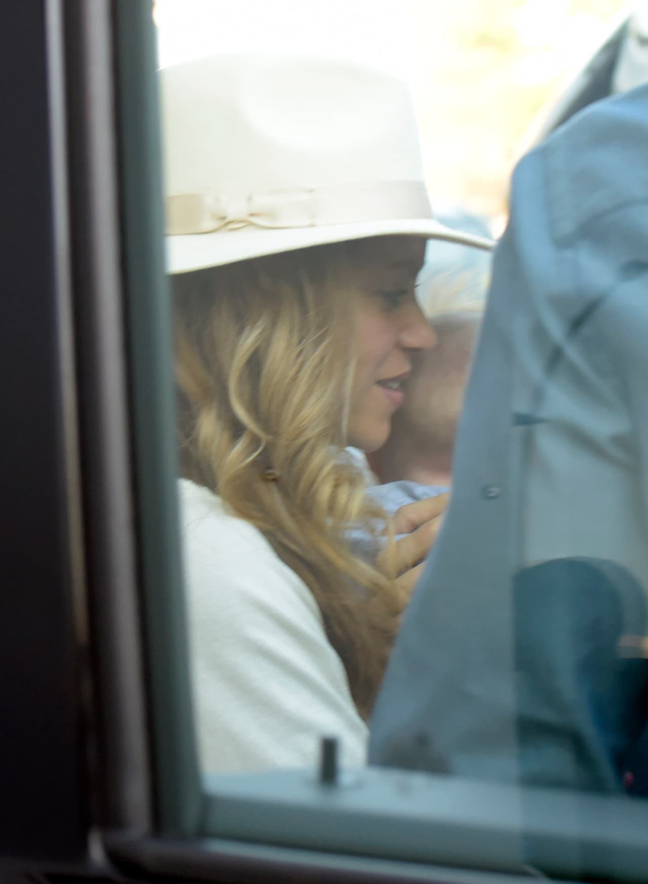 Shaki intentó ocultar al pequeñín de las cámaras.