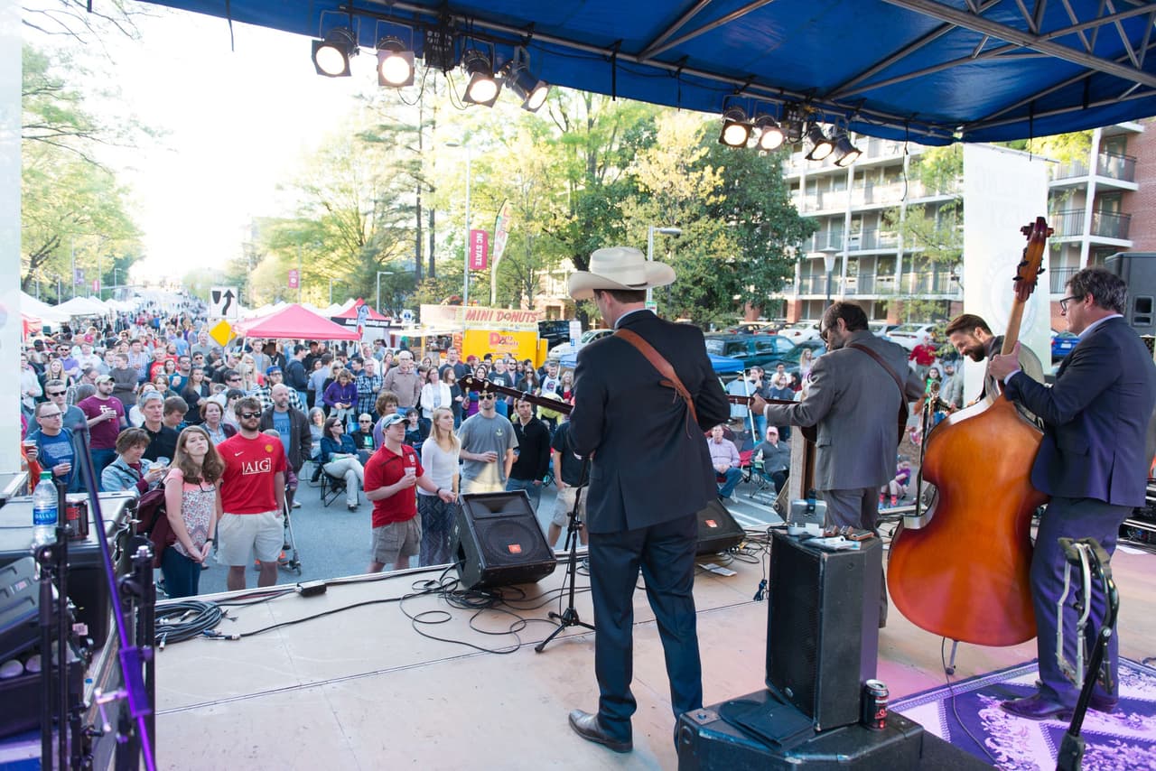 <b>Artsplosure:</b> Los festivales podrían reanudarse si las restricciones de reuniones en masas son levantadas, al igual que la disminución de la curva de contagios.