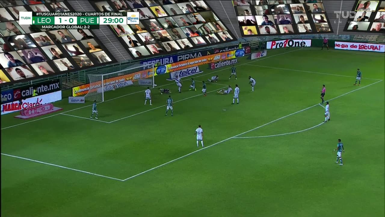 ¡GOOOL! Ángel Mena anota para León.