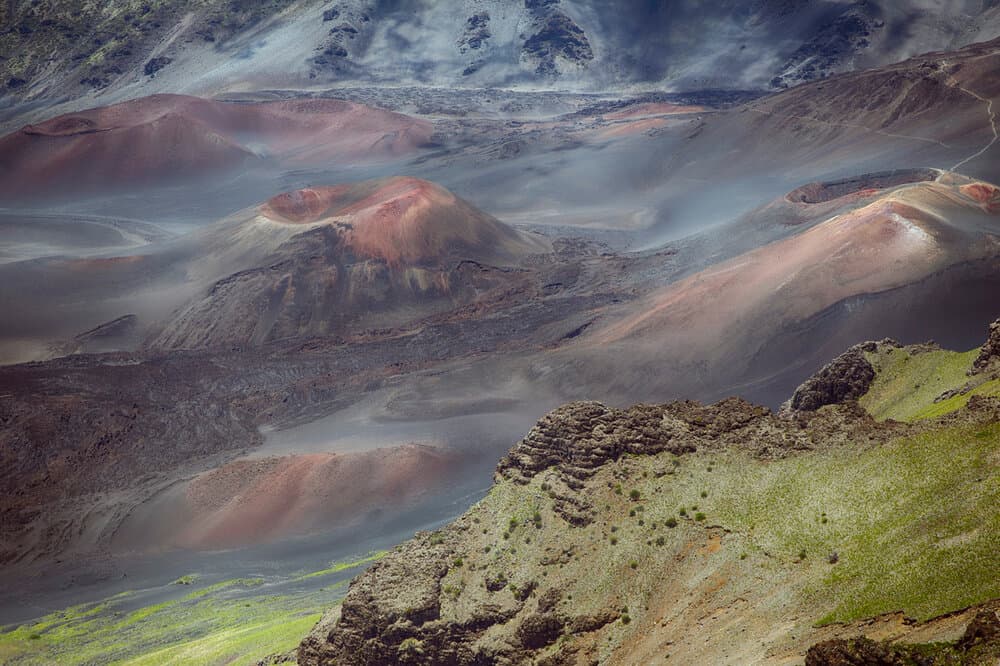 <h3 class="cms-H3-H3">9. Parque Nacional Haleakala</h3>
<br>
<br>Otro de los lugares favoritos para ser parte de la lista de la QPI es este parque ubicado en Hawaii, Estados Unidos. La organización espera que los aspectos rescatables que ha dejado la pandemia del 
<a href="https://www.univision.com/temas/coronavirus">coronavirus</a>, como una reducción del ruido humano hasta en un 50% gracias a los cierres establecidos duante prácticamente todo el 2020. 
<b>"No había aviones en el cielo y los autos no estaban en la calle. Fue algo milagroso poder escuchar el mundo, de repente, libre de contaminación acústica"</b>, apuntó Mikkelsen.